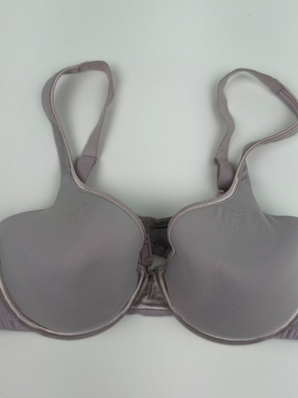 Women's Vanity Fair Body Caress Underwire Bra 36C Grey Mauve 75335